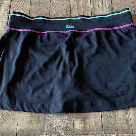 Fila skort Large - Picture 7 of 8